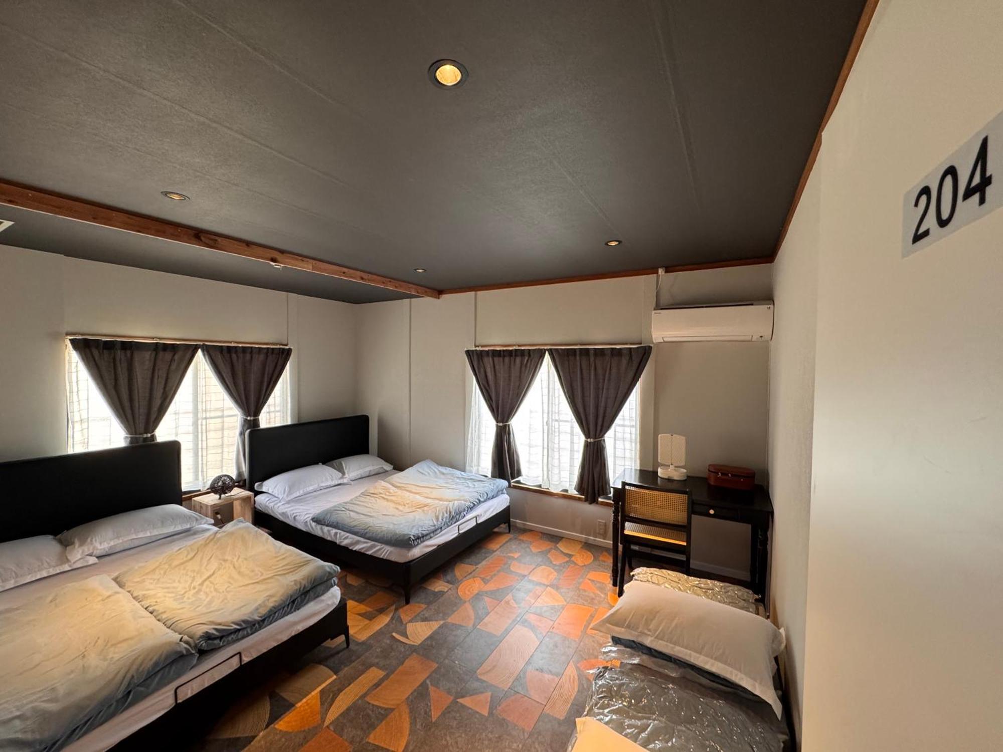 海豚自由 イルカフリー Free Dolphin Gasthof Shimoda (Shizuoka)